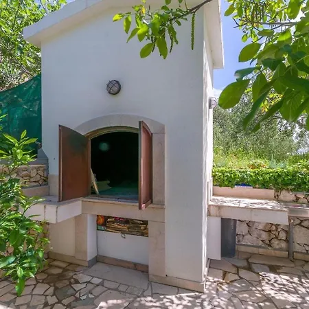 Apartment Maria Jesenice (Split-Dalmatia)