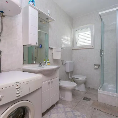 Maria * Jesenice (Split-Dalmatia)