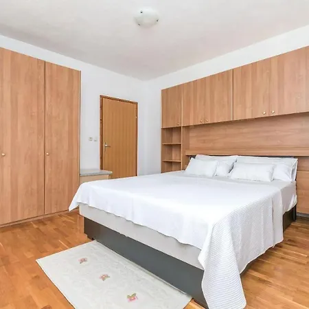 Maria Apartment