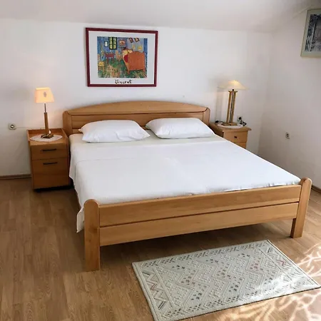 Maria * Jesenice (Split-Dalmatia)