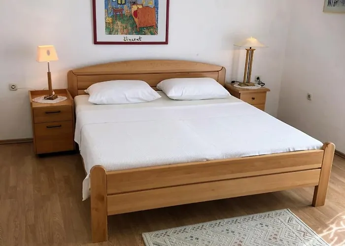 Maria * Jesenice (Split-Dalmatia)